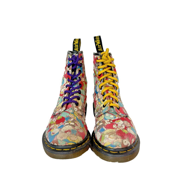 Dr. Martens 50th Anniversary Sanrio Hello Kitty Boots Limited Edition - Picture 12 of 14